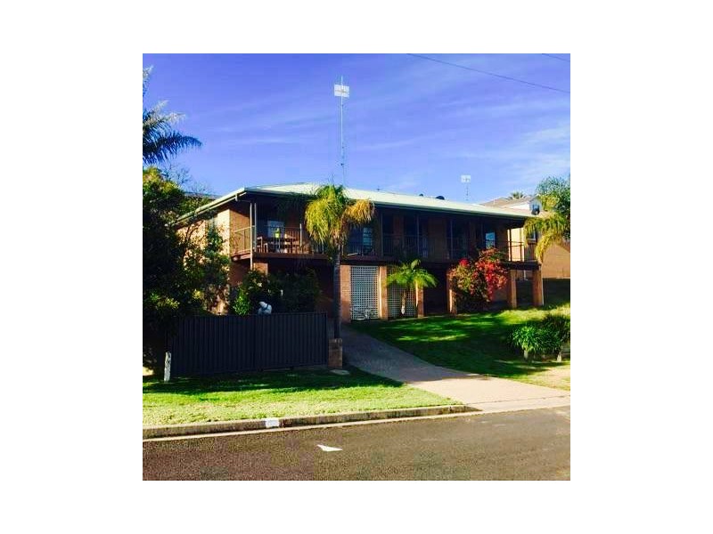 2 MULGOWRIE STREET, Malua Bay NSW 2536