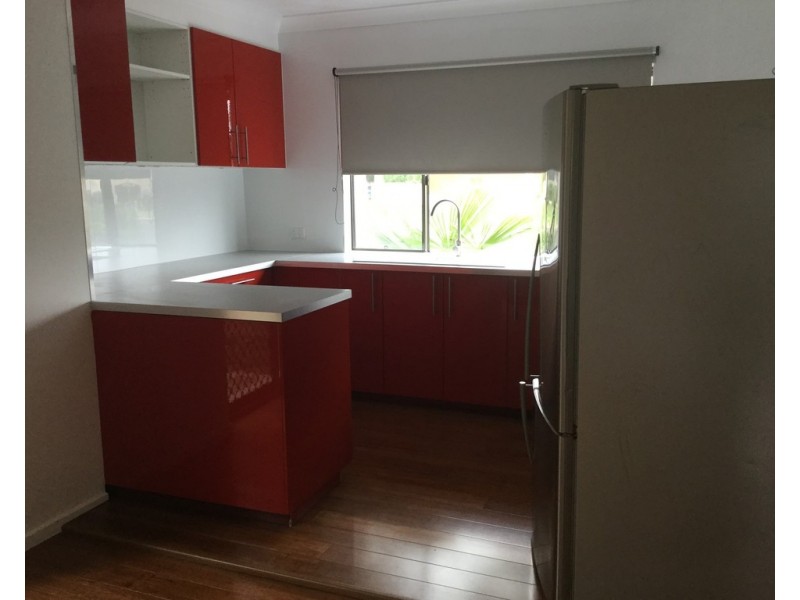 19B Wallaringa Street, Surfside NSW 2536