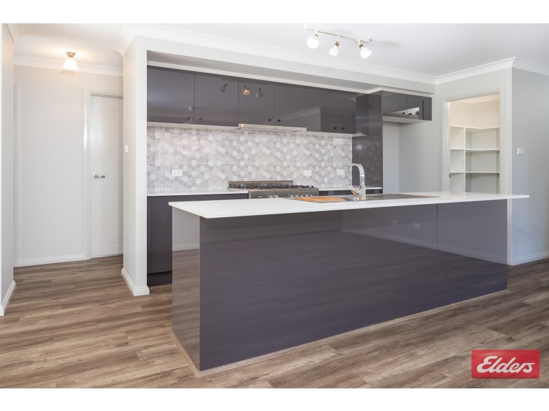 25 Christopher Crescent, Batehaven NSW 2536