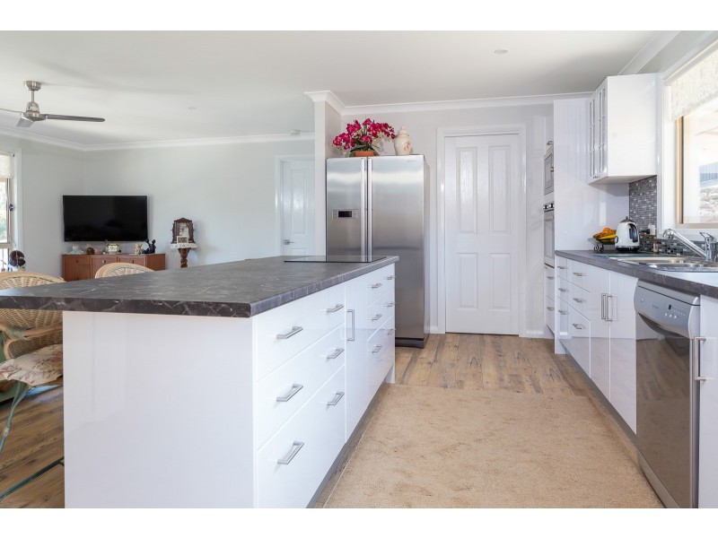 23 Currawong Crescent, Malua Bay NSW 2536