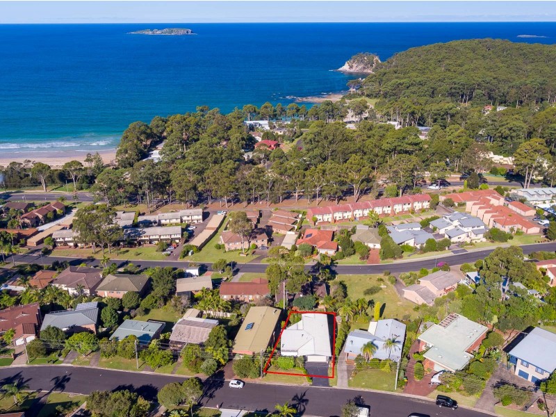 18 Hilltop Crescent, Surf Beach NSW 2536