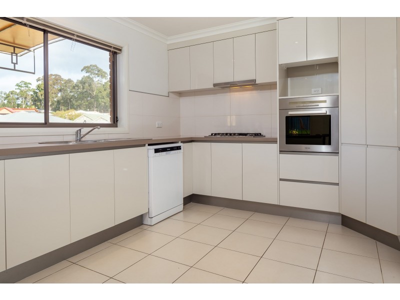19 Canning Crescent, Sunshine Bay NSW 2536