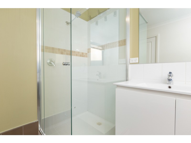 19 Canning Crescent, Sunshine Bay NSW 2536