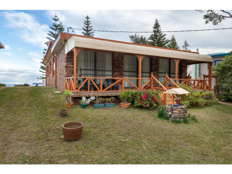 26 SANDY PLACE, Long Beach NSW 2536
