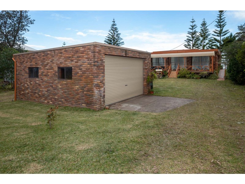 26 SANDY PLACE, Long Beach NSW 2536