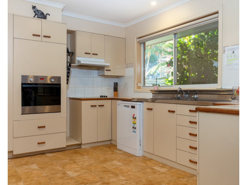 33 Penthouse Place, North Batemans Bay NSW 2536