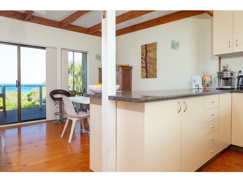 125 Sunpatch Parade, Tomakin NSW 2537