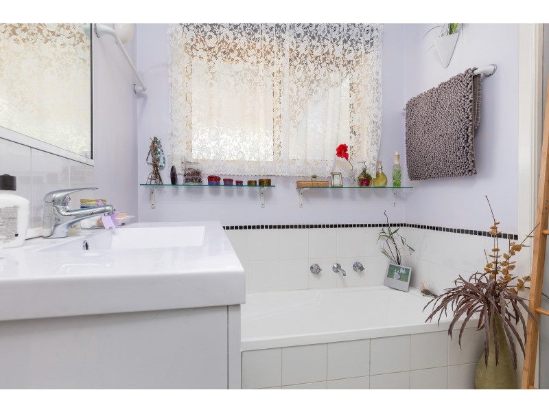 131 Country Club Drive, Catalina NSW 2536