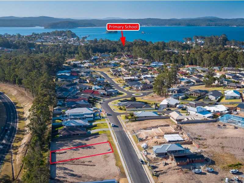 32 Freycinet Drive, Sunshine Bay NSW 2536