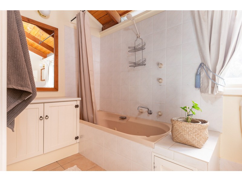 148 Clyde Road, North Batemans Bay NSW 2536