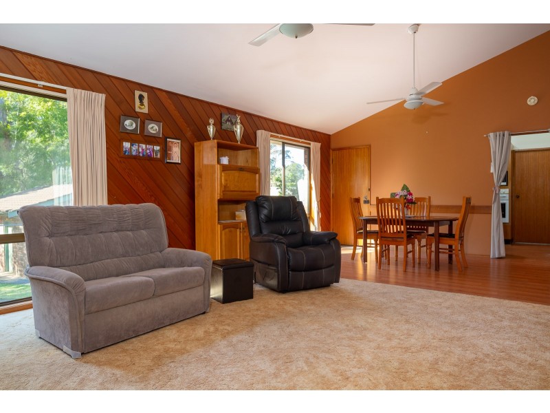 9 Catalina Drive, Catalina NSW 2536