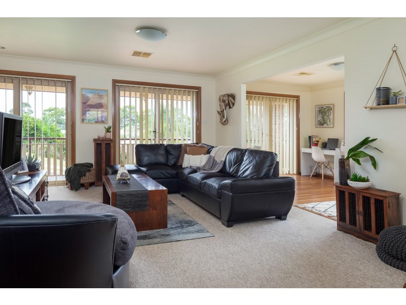 8 France Place, Long Beach NSW 2536