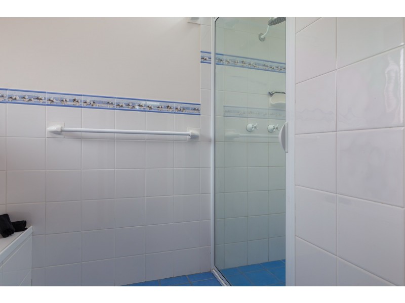 8 France Place, Long Beach NSW 2536