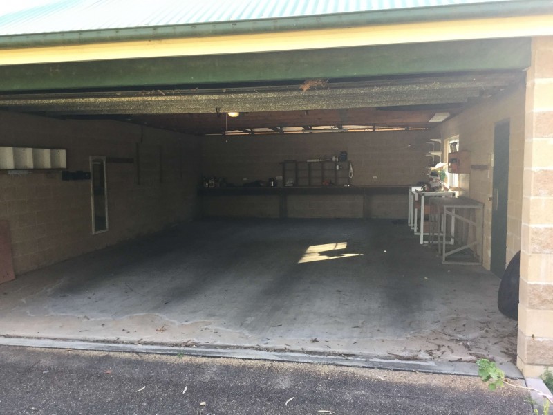 1 Kauzal Crescent, Surf Beach NSW 2536
