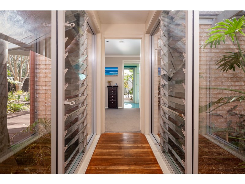 3 THE LANDING, Mossy Point NSW 2537