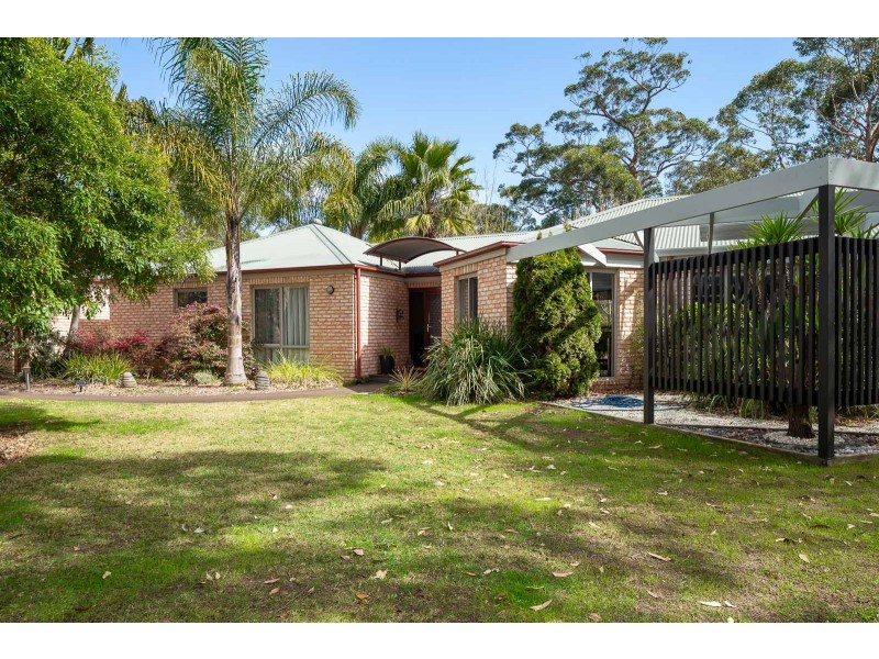 3 THE LANDING, Mossy Point NSW 2537