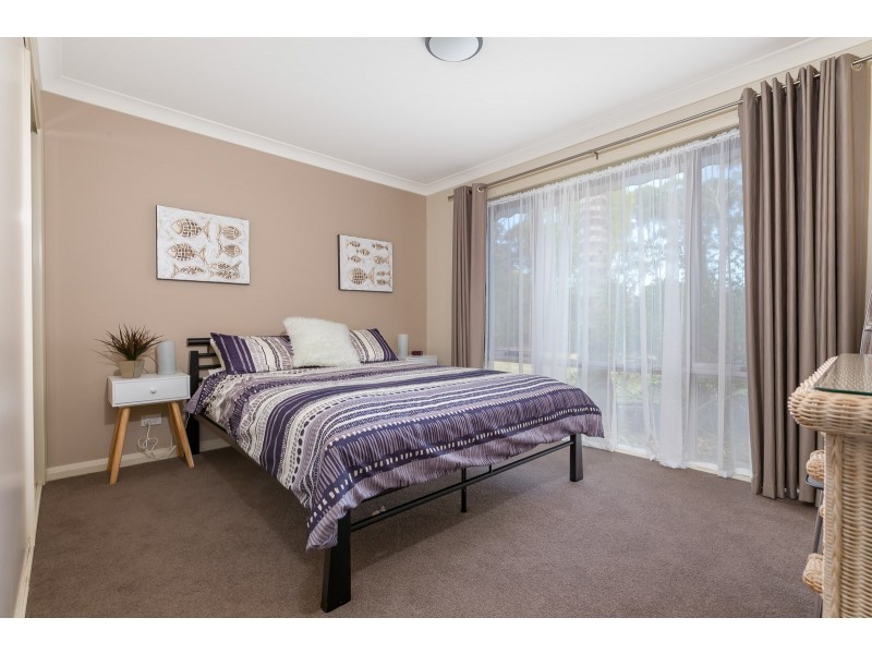 3 THE LANDING, Mossy Point NSW 2537