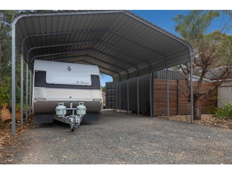 3 THE LANDING, Mossy Point NSW 2537