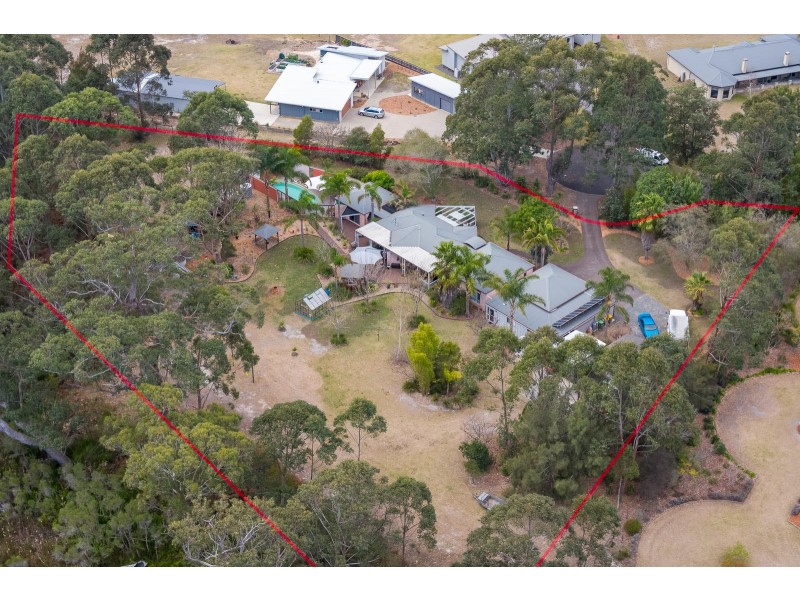 3 THE LANDING, Mossy Point NSW 2537