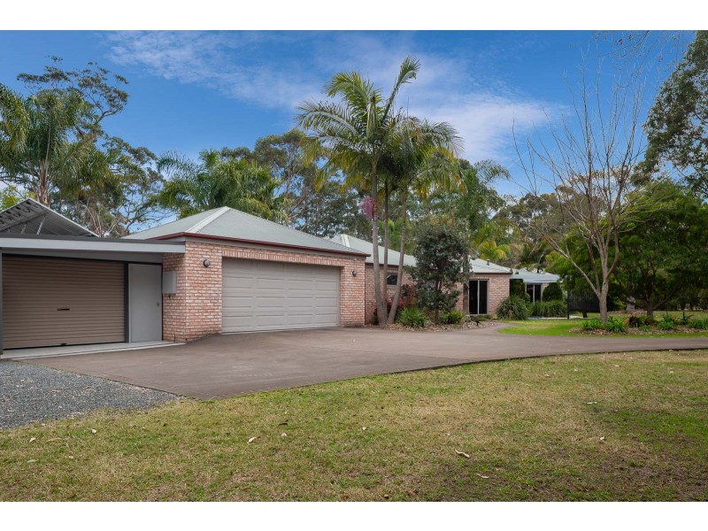 3 THE LANDING, Mossy Point NSW 2537