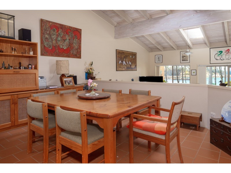 1/8 EDGEWOOD PLACE, Denhams Beach NSW 2536