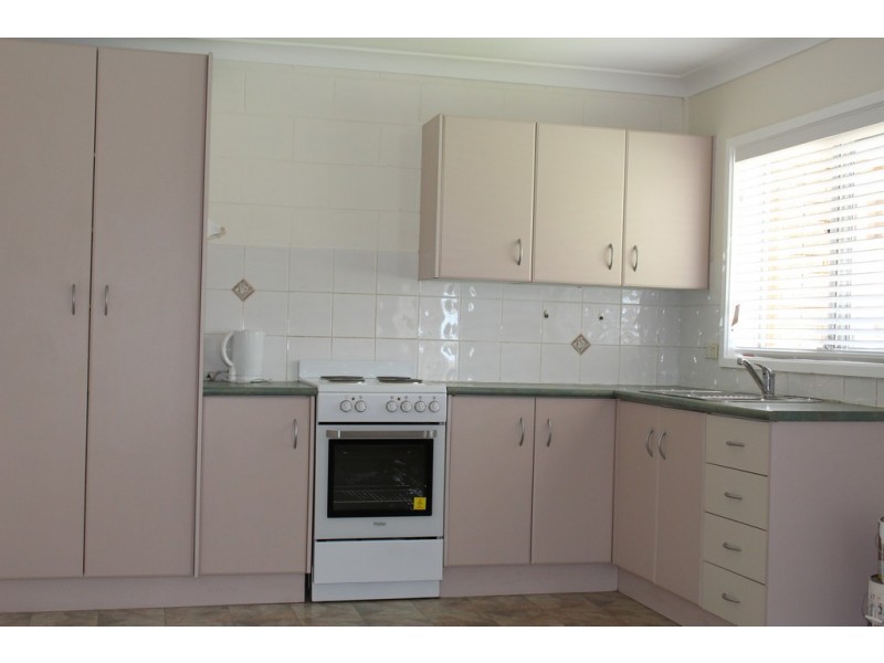 2/662 Beach Road, Surf Beach NSW 2536