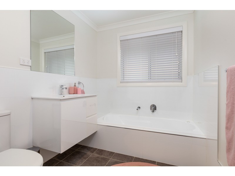 23 MARTIN PLACE, Broulee NSW 2537