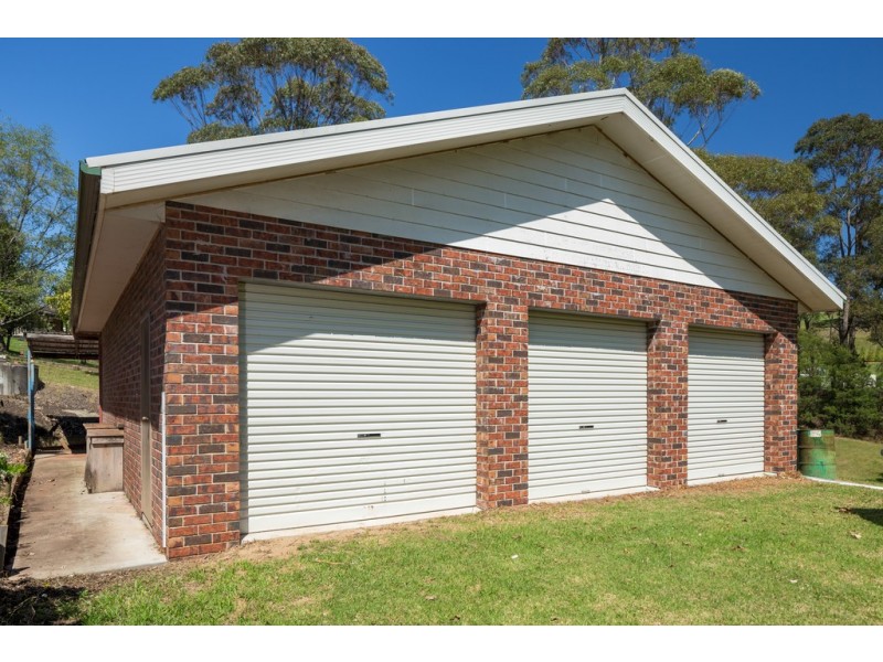 3 Highlands Avenue, Surf Beach NSW 2536