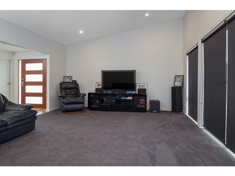 7 Bayridge Drive, North Batemans Bay NSW 2536
