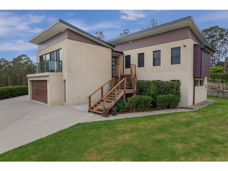 7 Bayridge Drive, North Batemans Bay NSW 2536