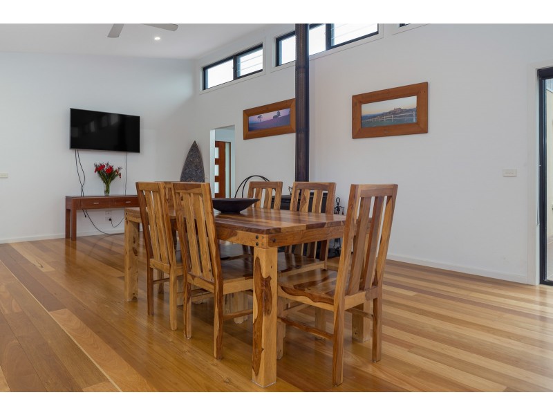 7 Bayridge Drive, North Batemans Bay NSW 2536