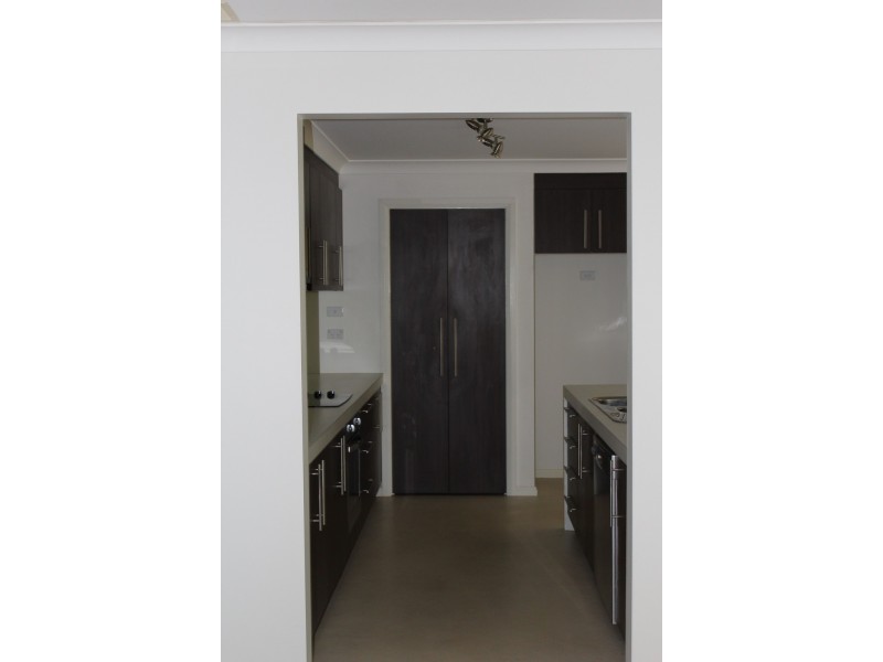 19A JOHNSON PLACE, Surf Beach NSW 2536