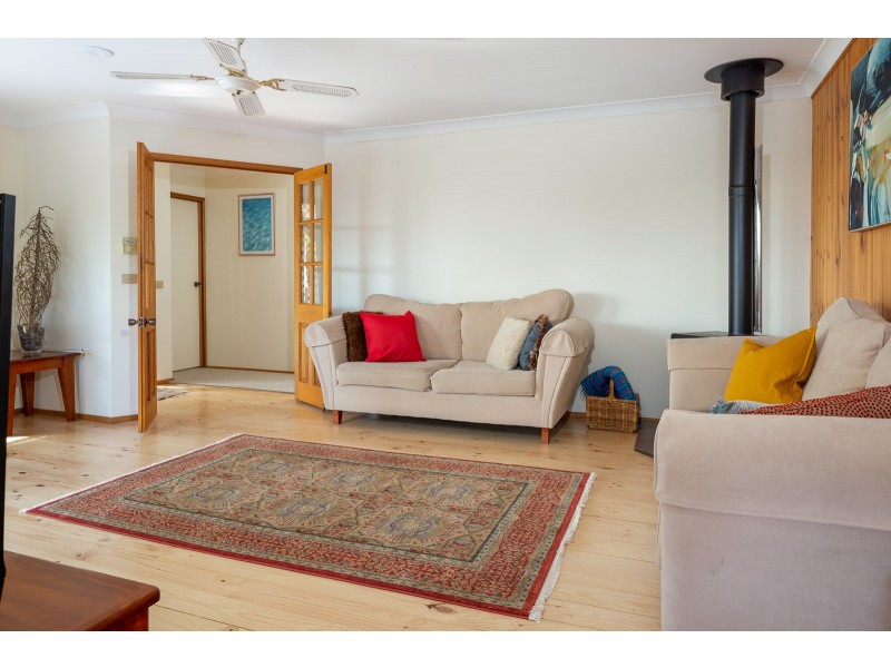 15 ENDEAVOUR AVENUE, Lilli Pilli NSW 2536