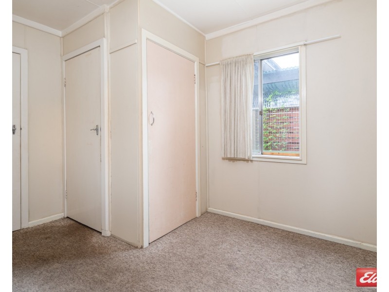 16 Matthew Parade, Batehaven NSW 2536