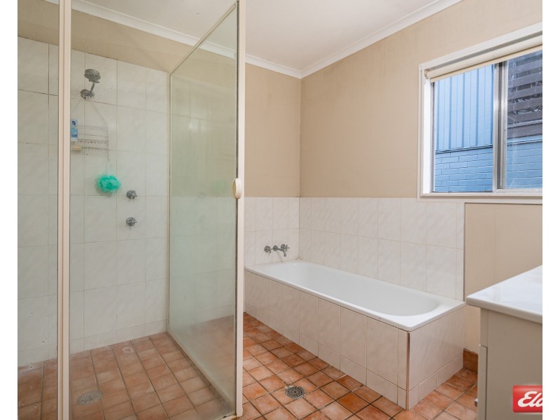 16 Matthew Parade, Batehaven NSW 2536