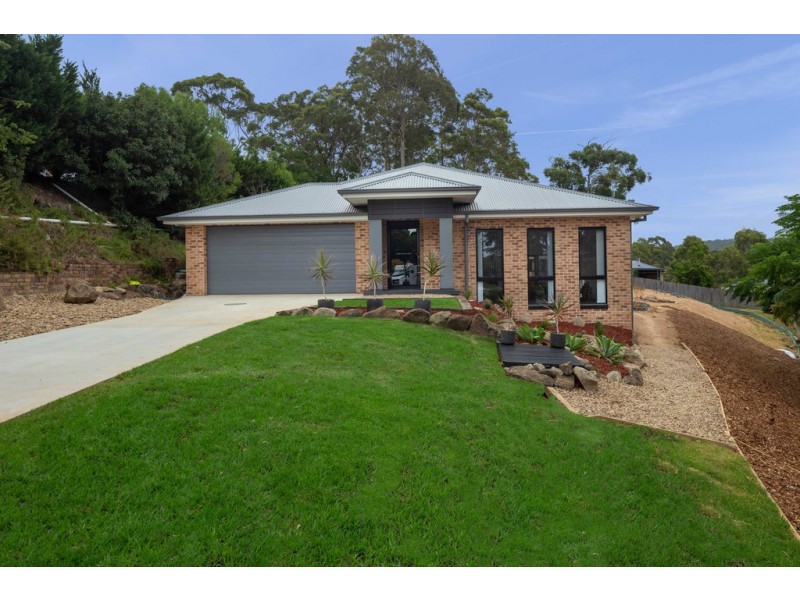14 BELLBIRD CLOSE, Surfside NSW 2536