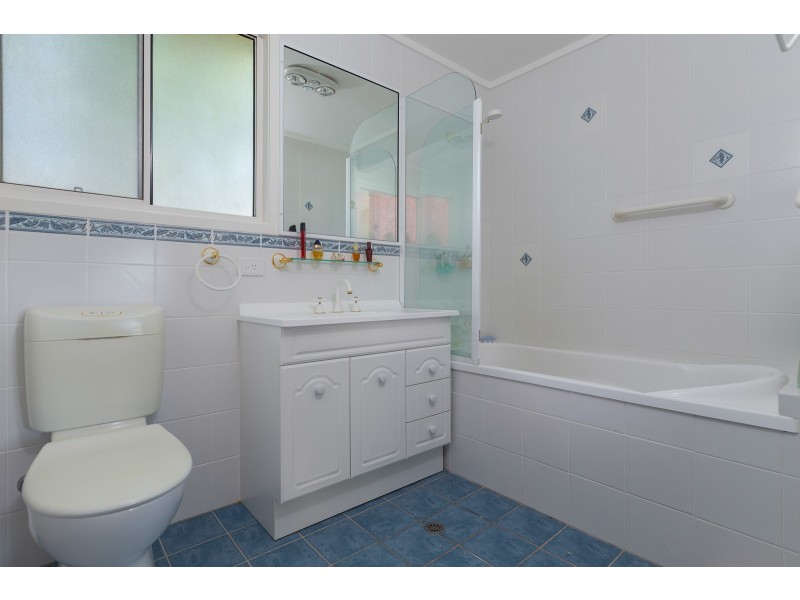 25 Karoo Crescent, Malua Bay NSW 2536