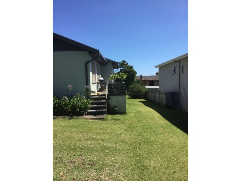 9 David Street, Batehaven NSW 2536