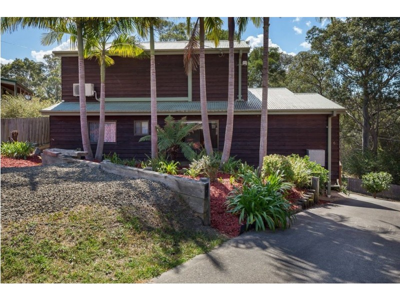 6 PENTHOUSE PLACE, North Batemans Bay NSW 2536