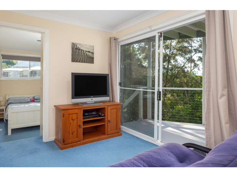 6 Runnyford Road, Nelligen NSW 2536