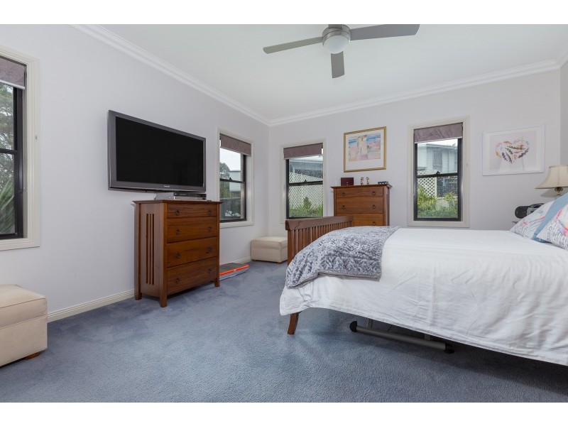 2/16 Henry Place, Long Beach NSW 2536
