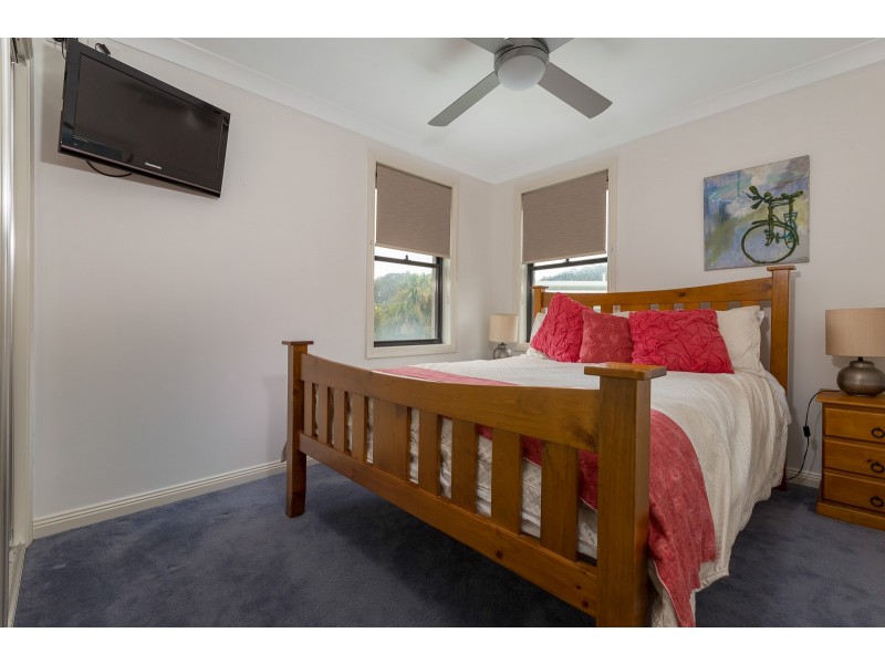 2/16 Henry Place, Long Beach NSW 2536