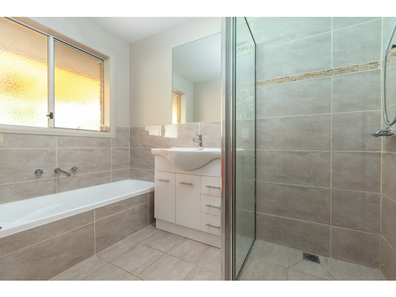 150 Edward Road, Batehaven NSW 2536