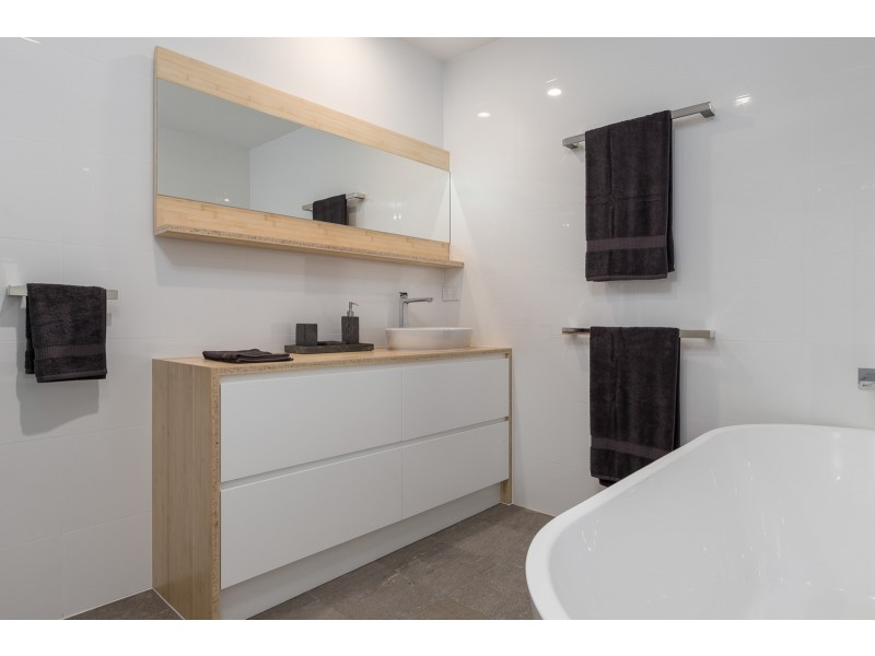 9/30 Golf Links Drive, Batemans Bay NSW 2536