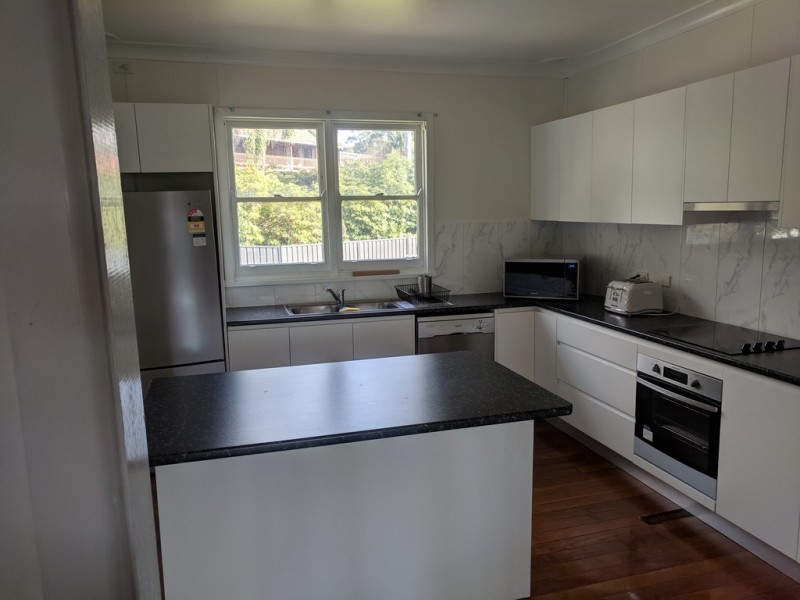 670 Beach Road, Surf Beach NSW 2536