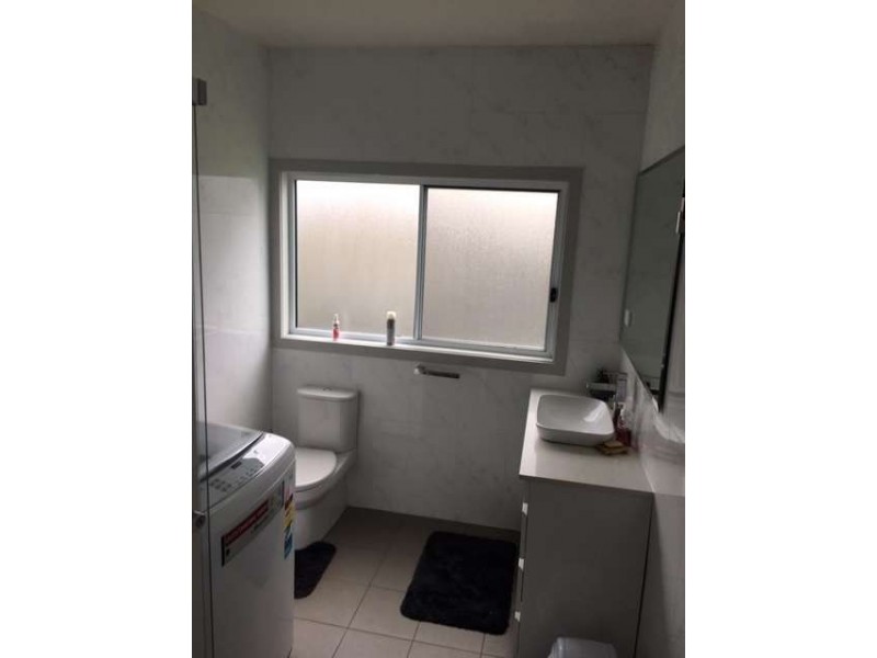 670 Beach Road, Surf Beach NSW 2536