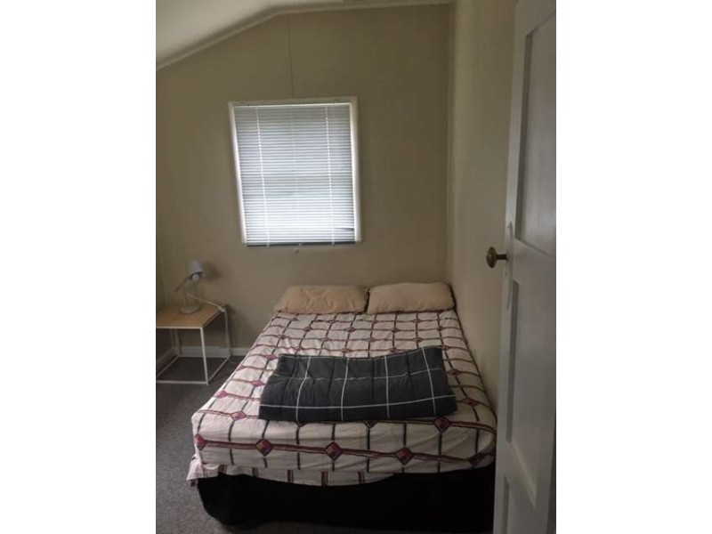 670 Beach Road, Surf Beach NSW 2536