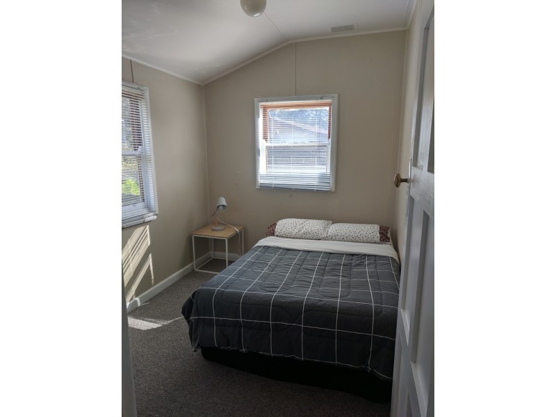 670 Beach Road, Surf Beach NSW 2536