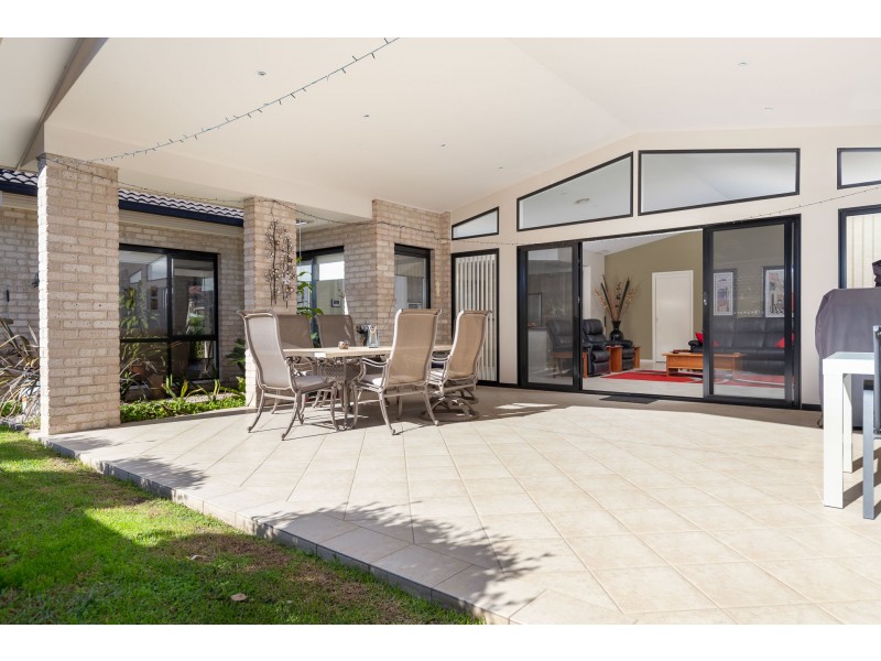 4 Protea Place, Catalina NSW 2536