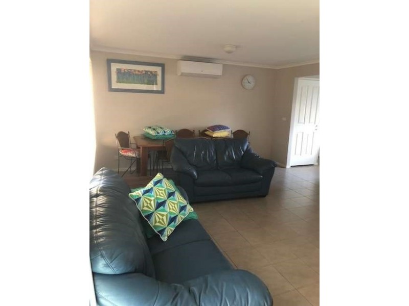 17 COOK AVENUE, Surf Beach NSW 2536